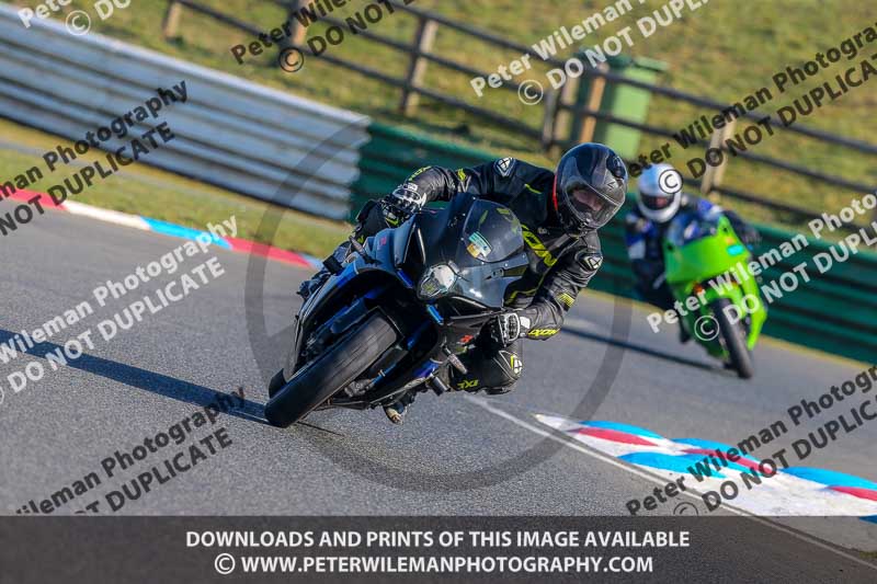 PJM Wedding Photography;enduro digital images;event digital images;eventdigitalimages;mallory park;mallory park photographs;mallory park trackday;mallory park trackday photographs;no limits trackdays;peter wileman photography;racing digital images;trackday digital images;trackday photos